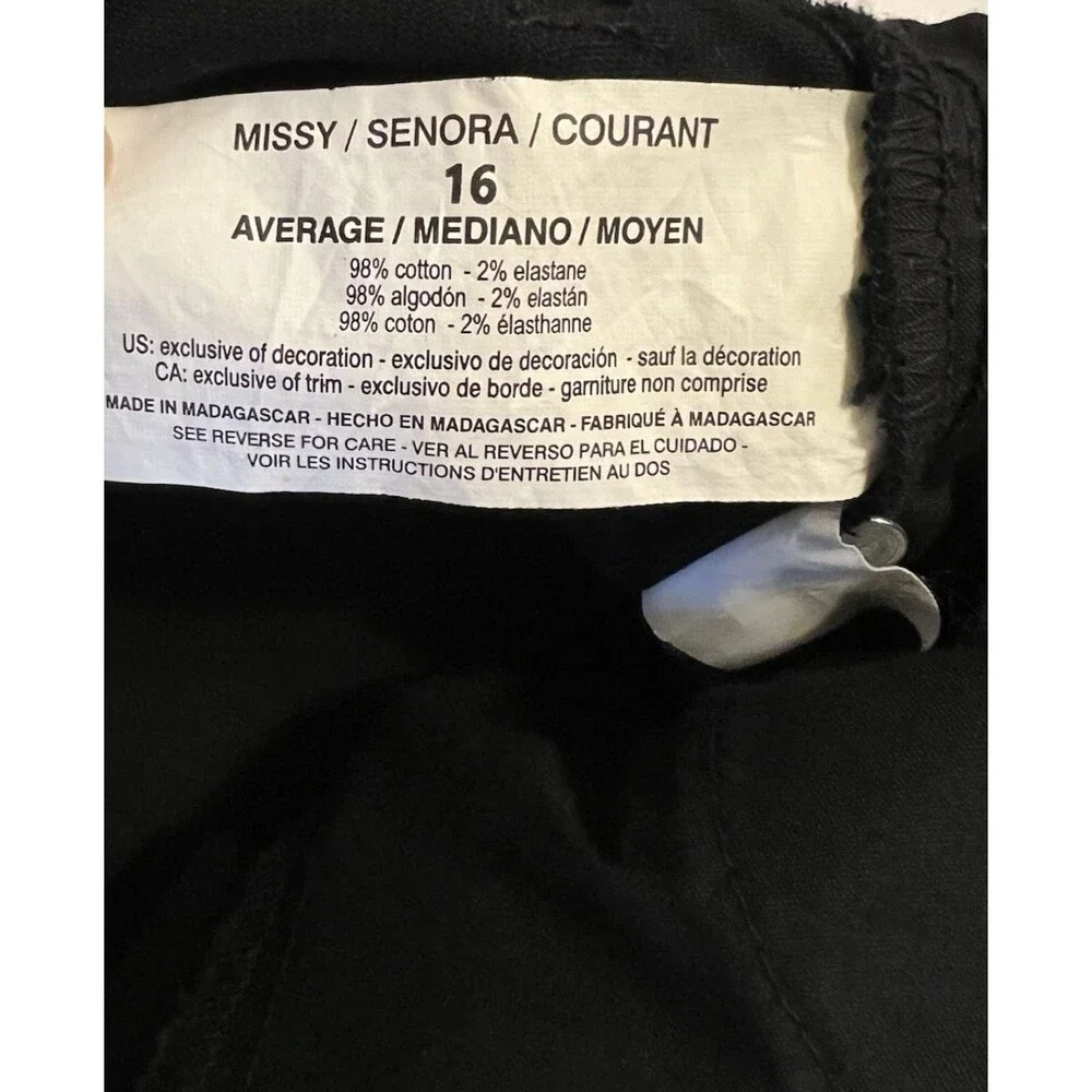 GLORIA VANDERBILT Amanda Black Slimming Stretch Denim Jeans 16 Average NWT - Picture 8 of 8